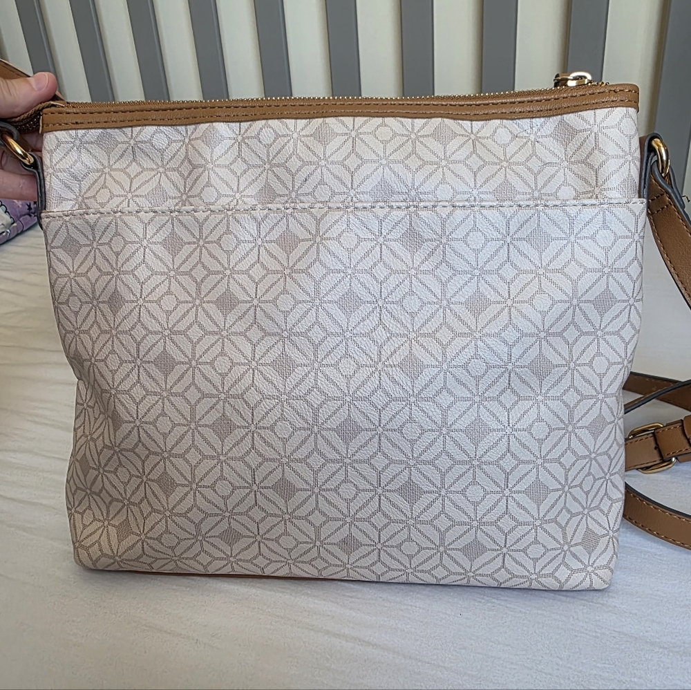Rosetti Cream and Tan Faux Leather Geometric Diamond Pattern Crossbody Bag - Picture 4 of 12